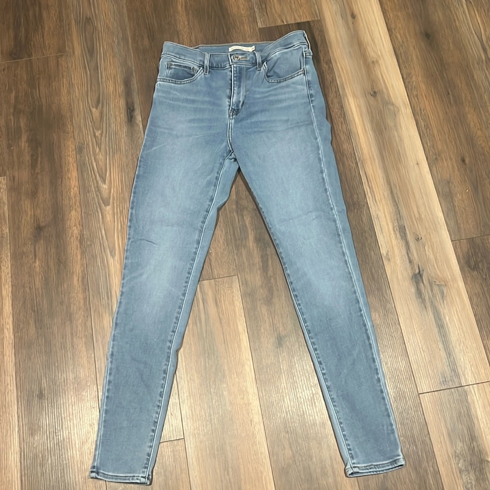 Levis 720 High Rise Super Skinny